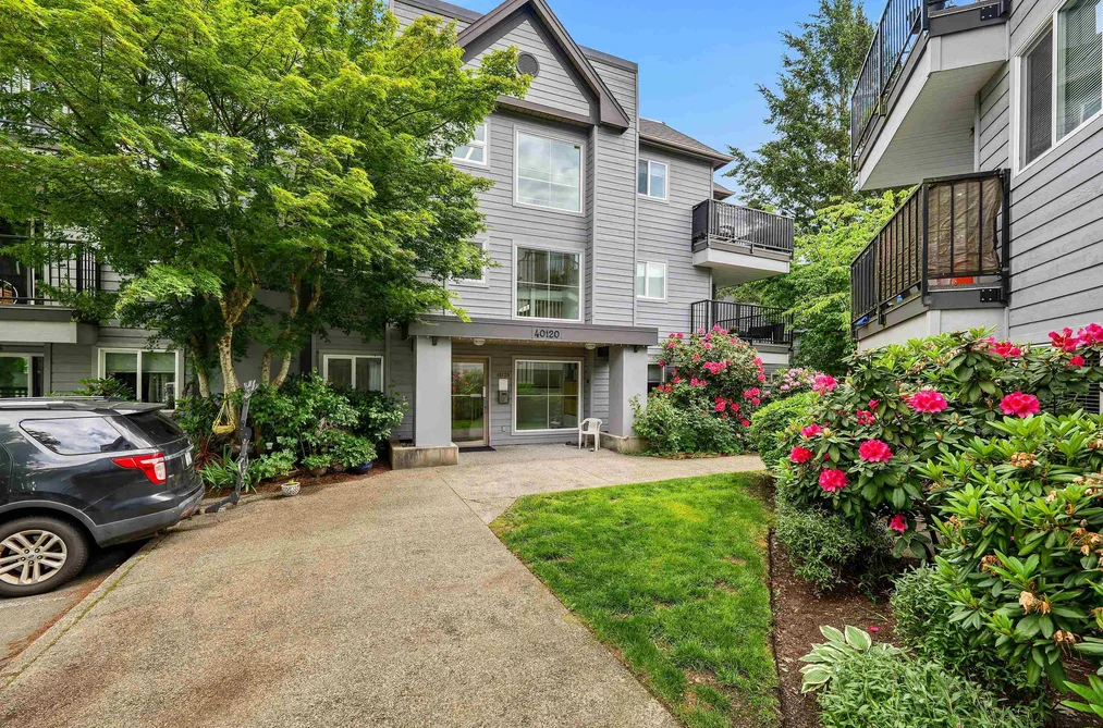 Condo for sale at 201b 40120 Willow Crescent Squamish British Columbia - MLS: R3126525