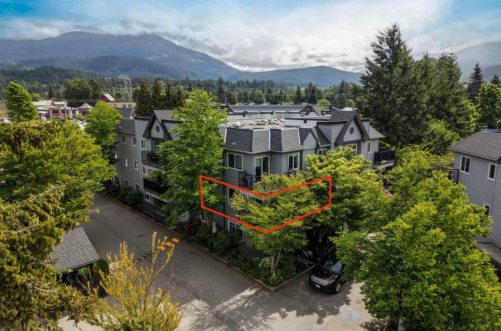 201B 40120 WILLOW CRESCENT, Squamish BC V8B 0L7, Squamish BC — Residential for Sale - Photo 2