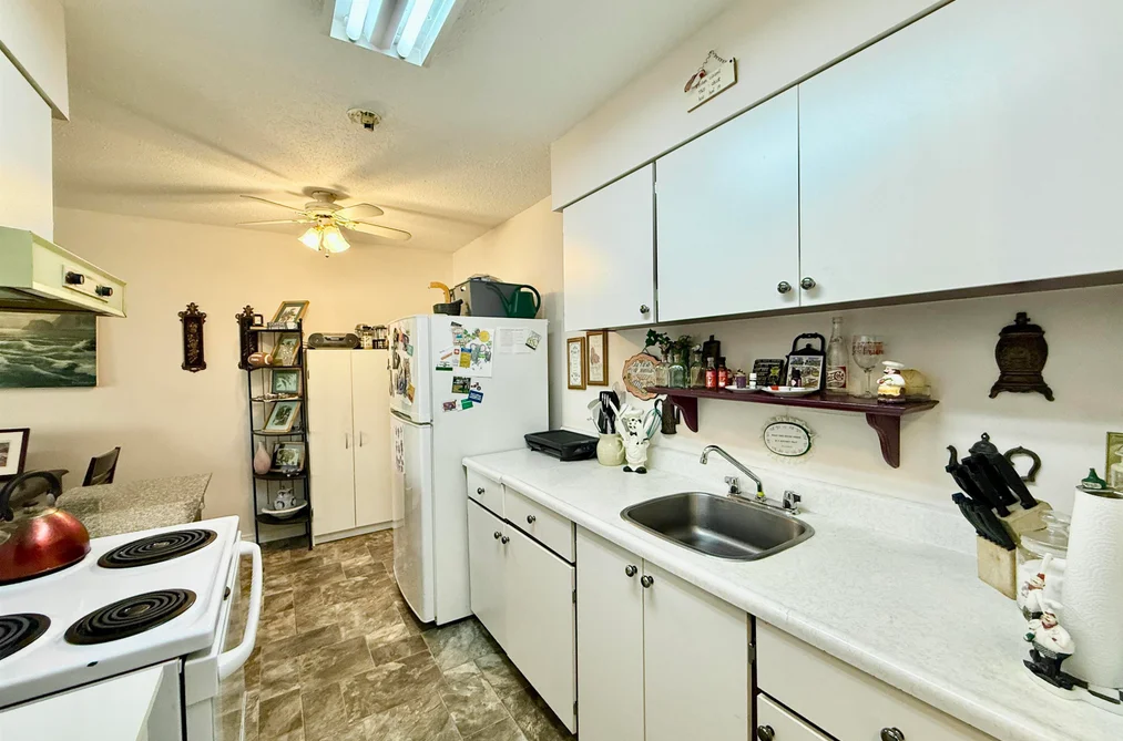 202 11816 88 AVENUE, Delta BC V4C 3C5, Delta BC — Residential for Sale - Photo 4