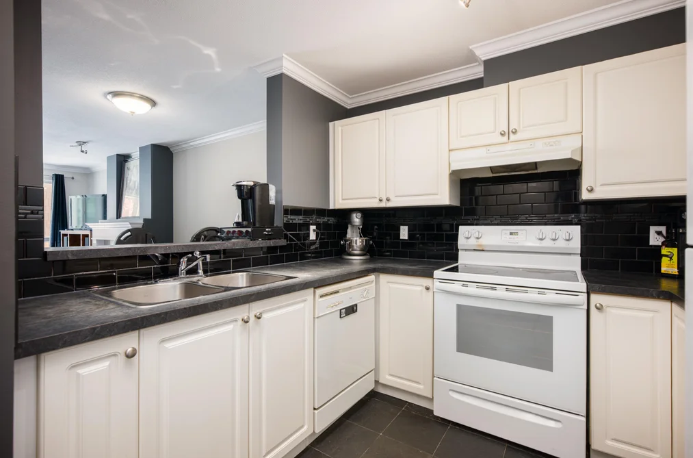 202 12207 224 STREET, Maple Ridge BC V2X 6B9, Maple Ridge BC — Residential for Sale - Photo 3