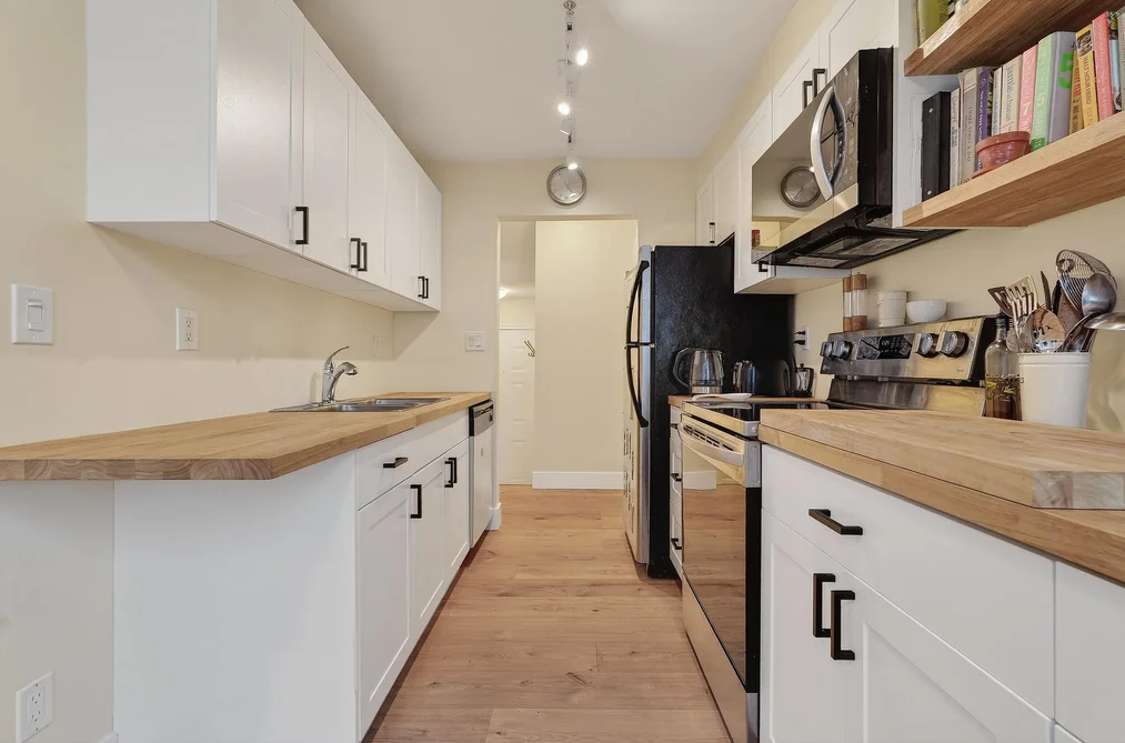 202 1280 NICOLA STREET, Vancouver BC V6G 2E9, Vancouver BC — Residential for Sale - Photo 2