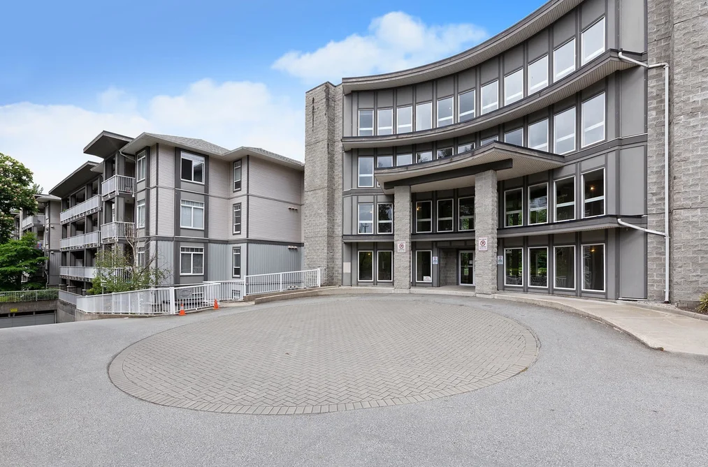 Condo for sale at 202 13277 108 Avenue Surrey British Columbia - MLS: R3164760