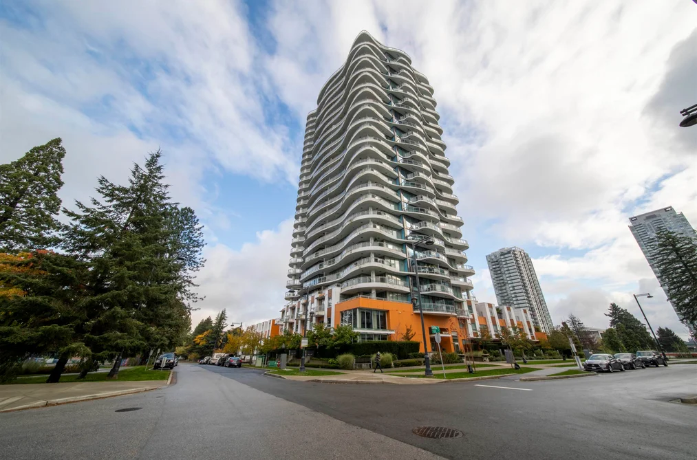 Condo for sale at 202 13303 103a Avenue Surrey British Columbia - MLS: R3166630