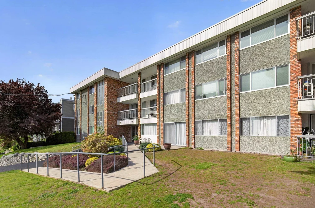 202 1331 FIR STREET, White Rock BC V4B 4B3, White Rock BC — Residential for Sale - Photo 3
