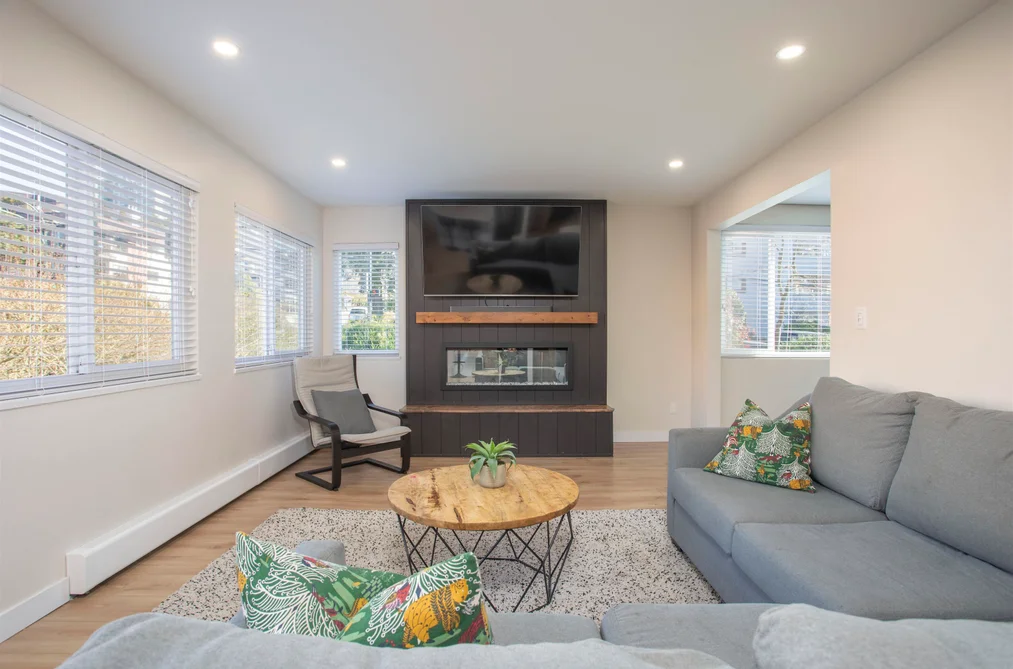 202 1381 MARTIN STREET, White Rock BC V4B 3W6, White Rock BC — Residential for Sale - Photo 3