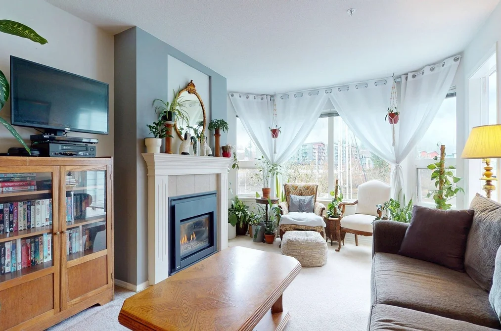 202 1468 PEMBERTON AVENUE, Squamish BC V8B 0K2, Squamish BC — Residential for Sale - Photo 2
