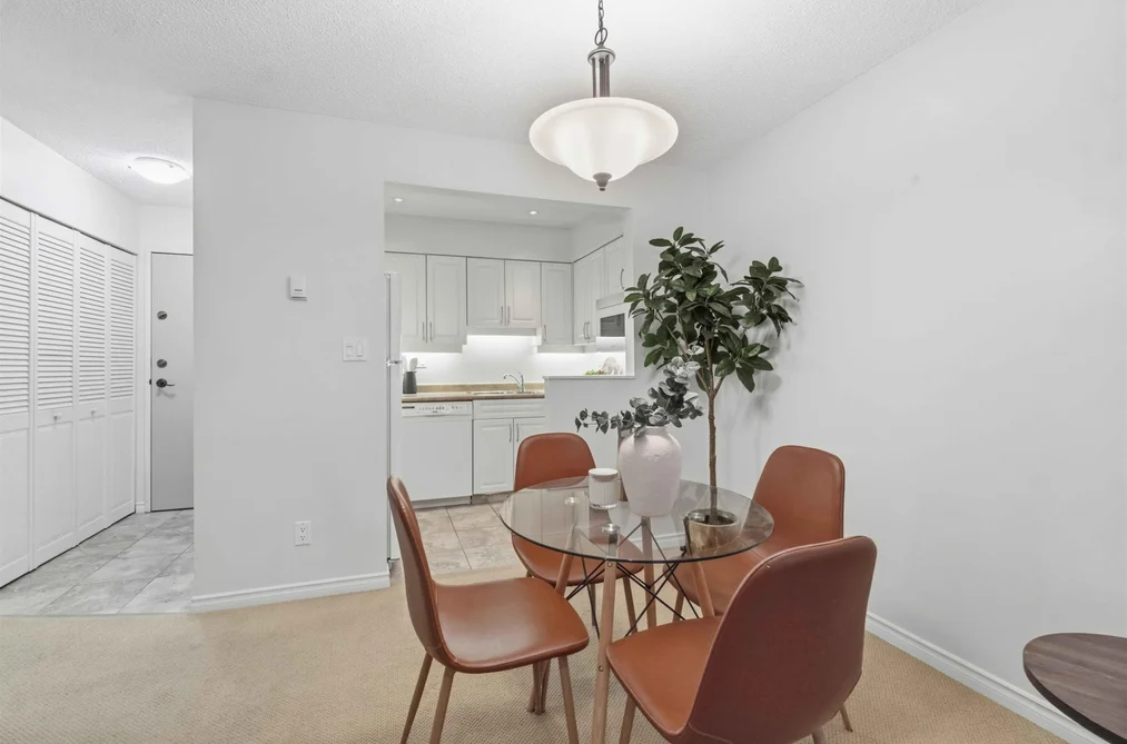 202 1476 W 10TH AVENUE, Vancouver, BC — Residential for Sale — Photo 7 of 27