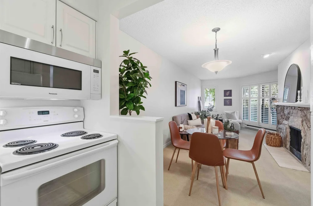 202 1476 W 10TH AVENUE, Vancouver, BC — Residential for Sale — Photo 9 of 27