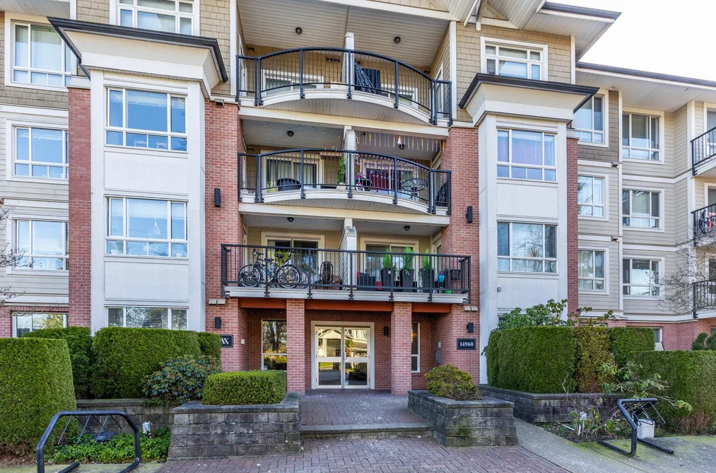 202 14960 102A AVENUE, Surrey BC V3R 6A3, Surrey BC — Residential for Sale - Photo 2