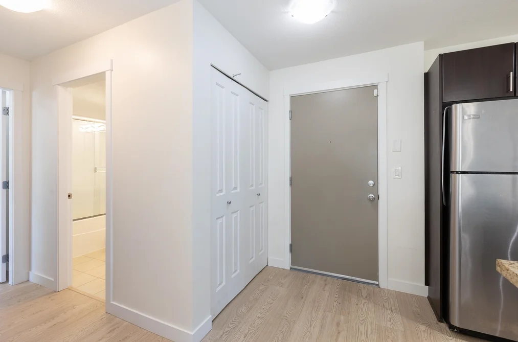 202 14960 102A AVENUE, Surrey BC V3R 6A3, Surrey BC — Residential for Sale - Photo 6