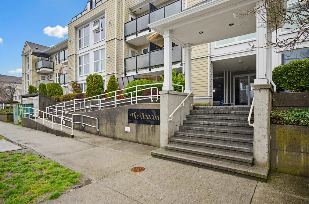 202 1519 GRANT AVENUE, Port Coquitlam BC V3B 7S8, Port Coquitlam BC — Residential for Sale - Photo 2