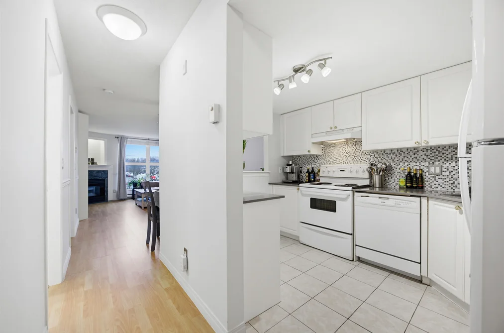 202 1519 GRANT AVENUE, Port Coquitlam BC V3B 7S8, Port Coquitlam BC — Residential for Sale - Photo 3