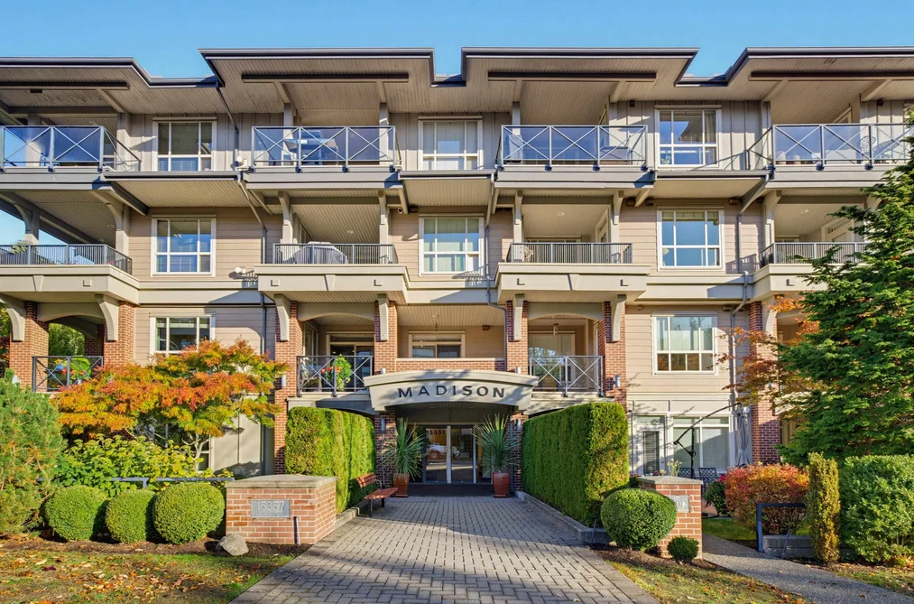 15357 17a Ave Unit 202, Surrey, BC - MLS: R3176000