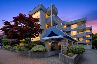 15717 Marine Dr Unit 202, White Rock, BC - MLS: R3135692