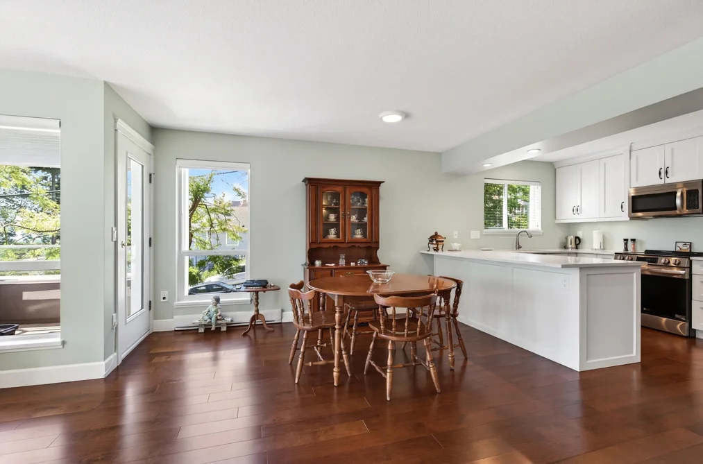 202 15717 MARINE DRIVE, White Rock BC V4B 1E4, White Rock BC — Residential for Sale — Photo 13 of 34