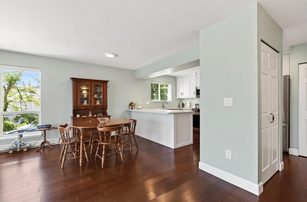202 15717 MARINE DRIVE, White Rock BC V4B 1E4, White Rock BC — Residential for Sale — Photo 14 of 34
