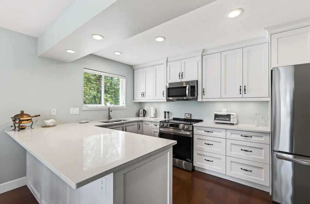 202 15717 MARINE DRIVE, White Rock BC V4B 1E4, White Rock BC — Residential for Sale — Photo 15 of 34