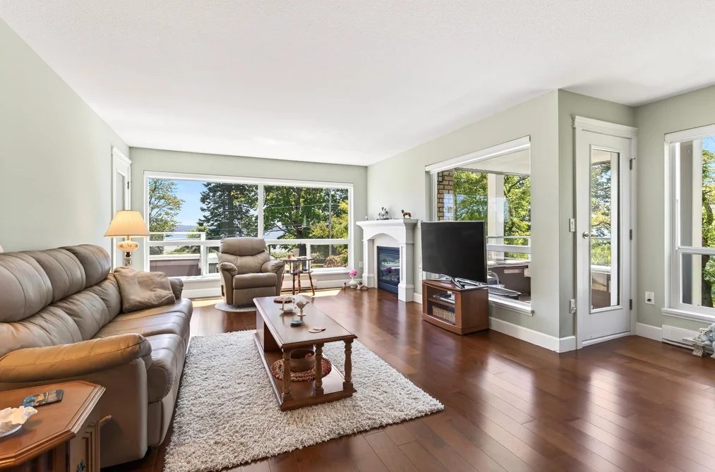 202 15717 MARINE DRIVE, White Rock BC V4B 1E4, White Rock BC — Residential for Sale — Photo 7 of 34