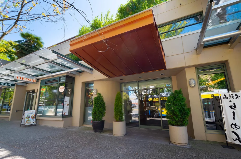 Condo for sale at 202 1688 Robson Street Vancouver British Columbia - MLS: R3169218