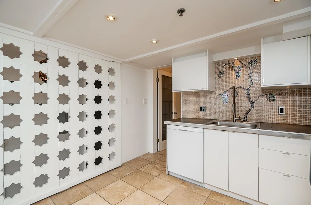 202 1850 LORNE STREET, Vancouver BC V5T 1C9, Vancouver BC — Residential for Sale — Photo 15 of 38