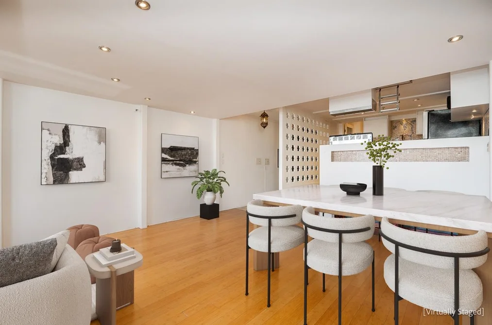 202 1850 LORNE STREET, Vancouver BC V5T 1C9, Vancouver BC — Residential for Sale — Photo 6 of 38