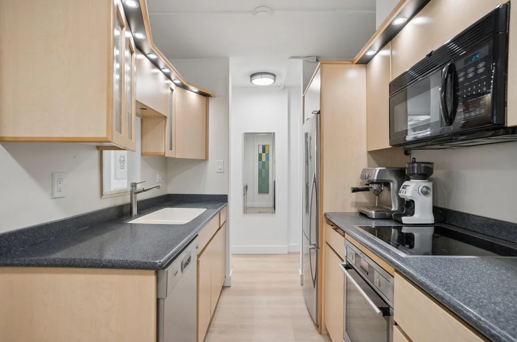 202 1867 WEST 3RD AVENUE, Vancouver BC V6J 1K9, Vancouver BC — Residential for Sale — Photo 18 of 31