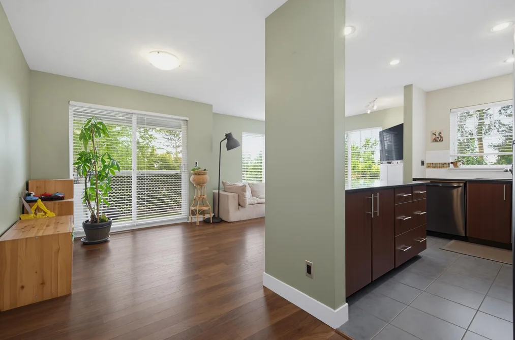 202 19320 65 AVENUE, Surrey, BC — Residential for Sale — Photo 4 of 30