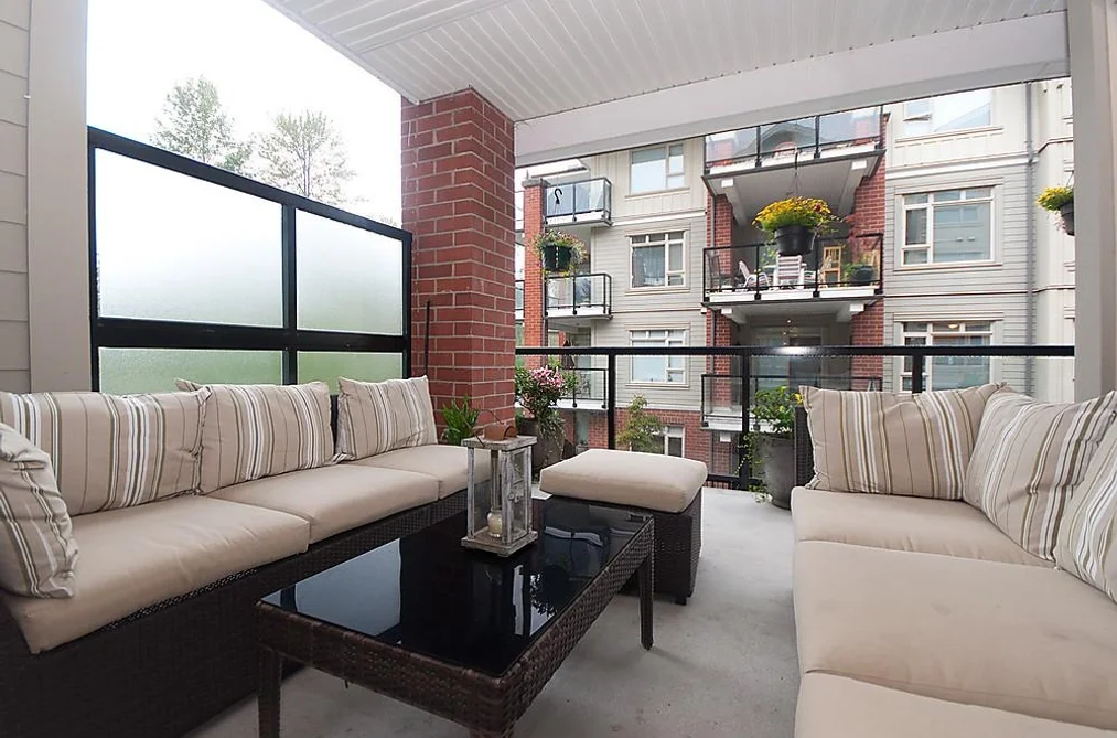 Condo for sale at 202 200 Capilano Road Port Moody British Columbia - MLS: R3126194