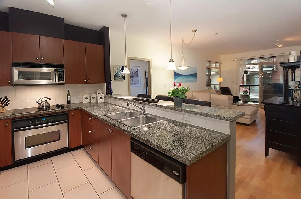 202 200 CAPILANO ROAD, Port Moody BC V3H 5N1, Port Moody BC — Residential for Sale - Photo 5