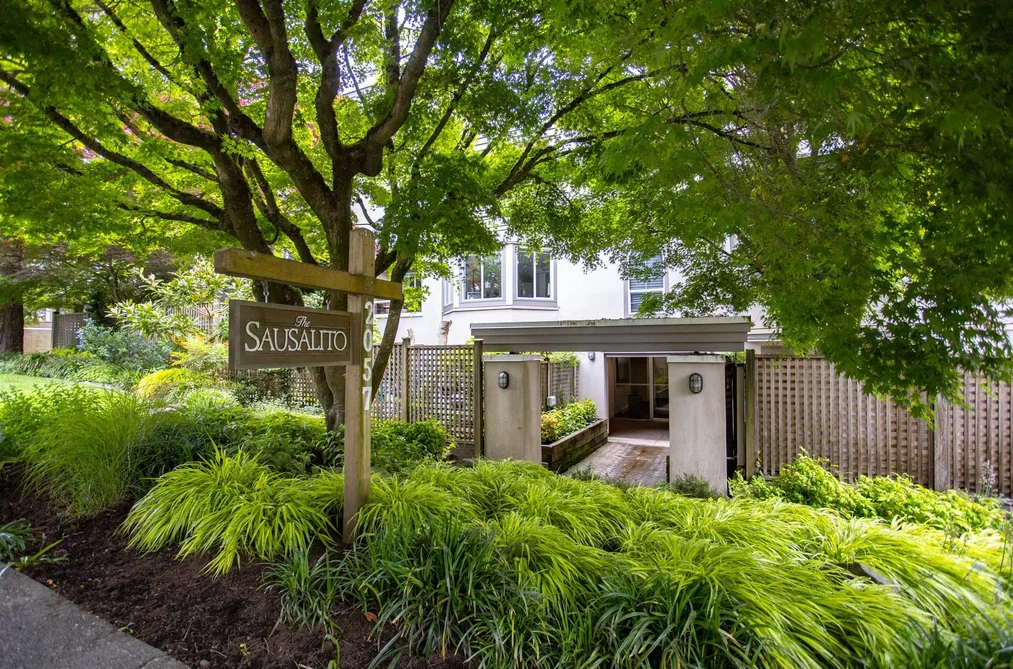 202 2057 W 3RD AVENUE, Vancouver BC V6J 1L4, Vancouver BC — Residential for Sale - Photo 2