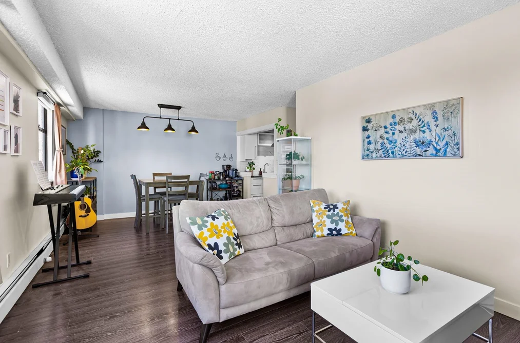 202 209 CARNARVON STREET, New Westminster BC V3L 1B7, New Westminster BC — Residential for Sale — Photo 4 of 40