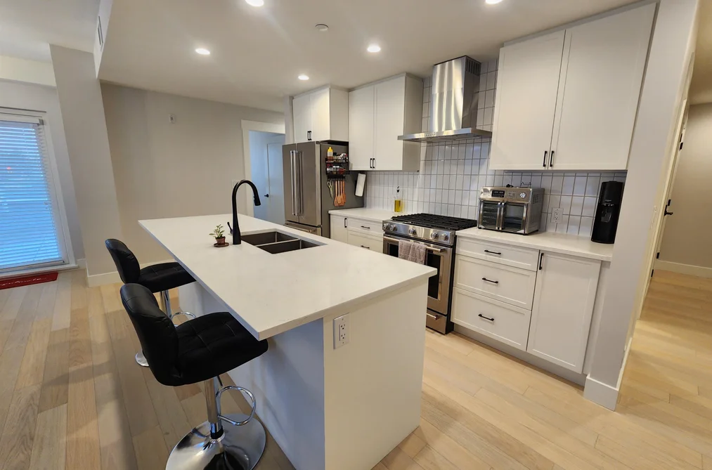202 22265 DEWDNEY TRUNK ROAD, Maple Ridge BC V2X 3J1, Maple Ridge BC — Residential for Sale - Photo 4