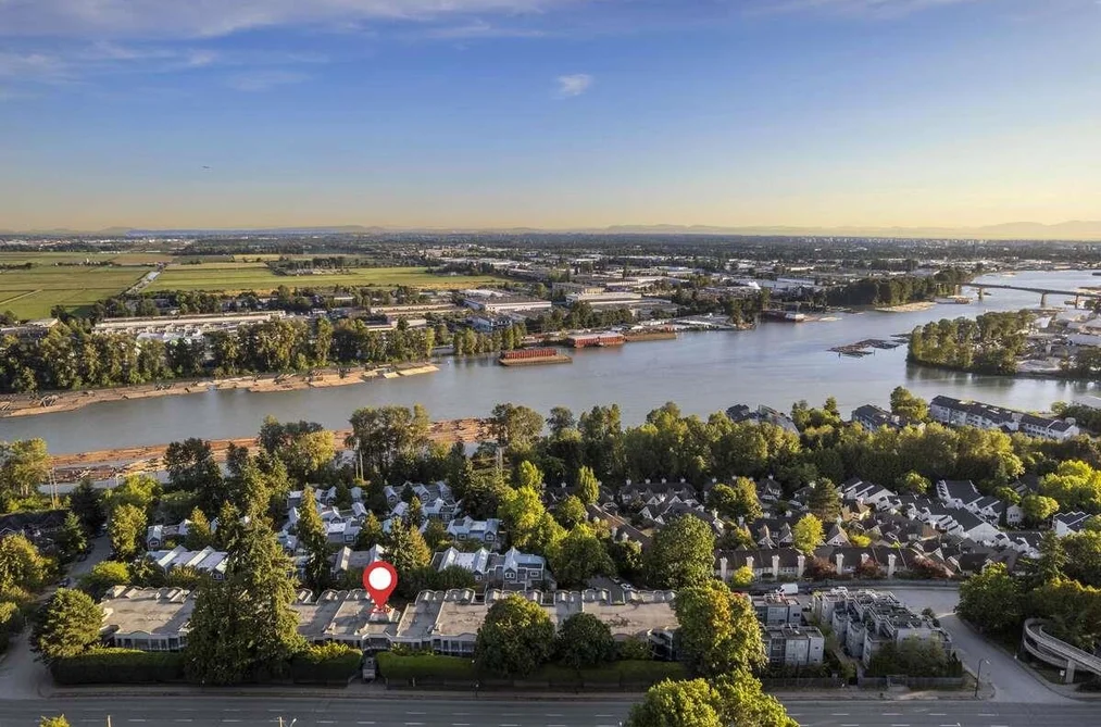 Condo for sale at 202 2250 SE Marine Drive Vancouver British Columbia - MLS: R3124031