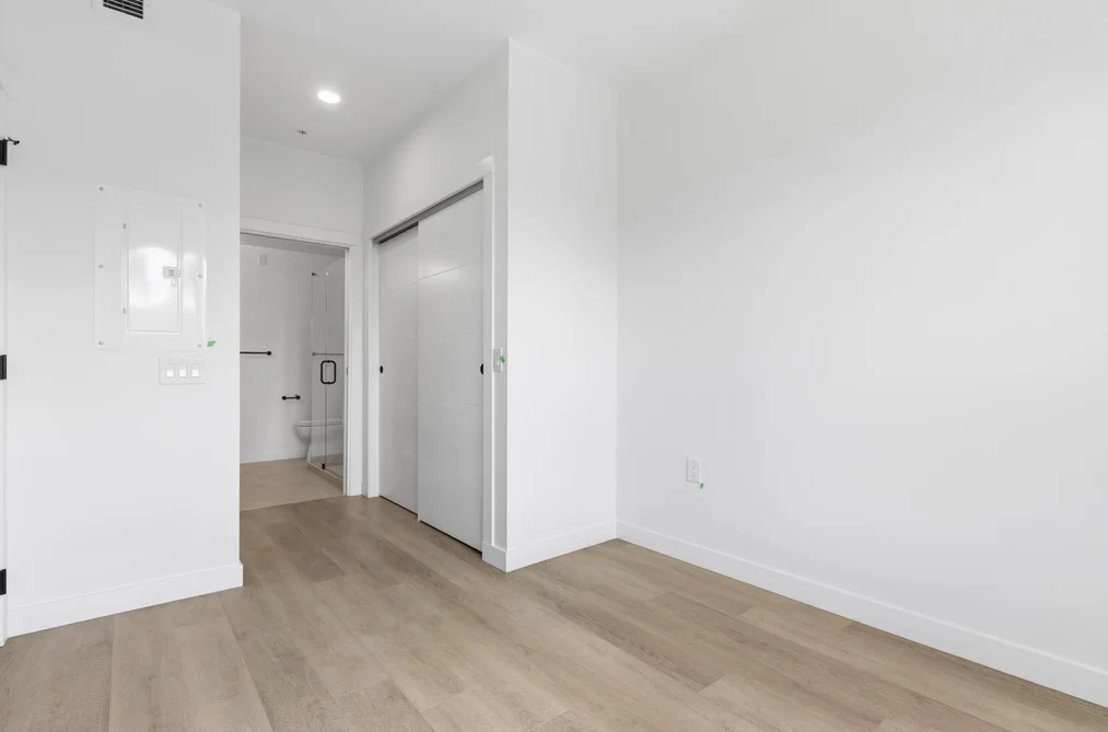 202 2268 E BROADWAY, Vancouver BC V5N 0L2, Vancouver BC — Residential for Sale — Photo 14 of 21