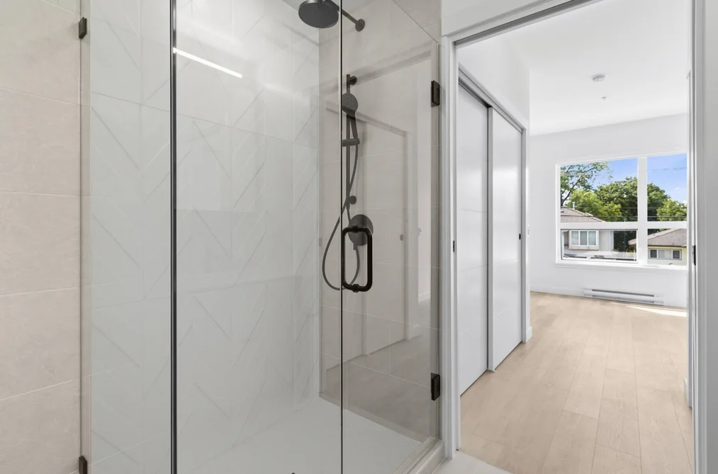 202 2268 E BROADWAY, Vancouver BC V5N 0L2, Vancouver BC — Residential for Sale — Photo 17 of 21