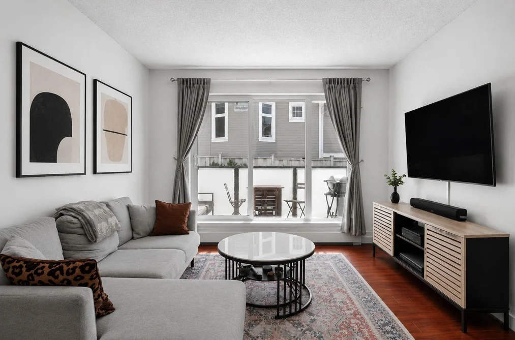 Condo for sale at 202 2328 Oxford Street Vancouver British Columbia - MLS: R3136813