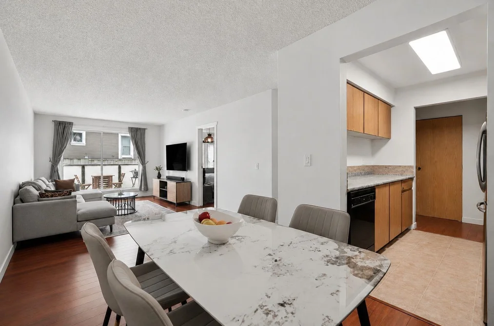 202 2328 OXFORD STREET, Vancouver BC V5L 1G3, Vancouver BC — Residential for Sale — Photo 5 of 31