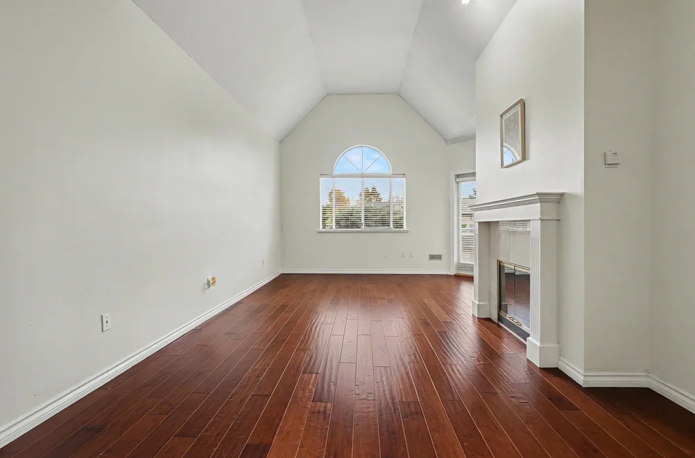 202 - 25 Richmond Street, New Westminster, BC - MLS: R3179230 - Photo 2