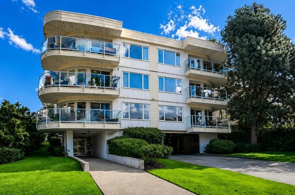 Condo for sale at 202 320 W 2nd Street North Vancouver British Columbia - MLS: R3106728