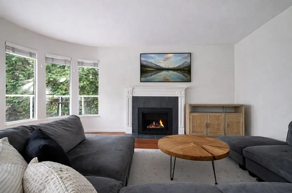 202 320 W 2ND STREET, North Vancouver BC V7M 1E1, North Vancouver BC — Residential for Sale - Photo 5