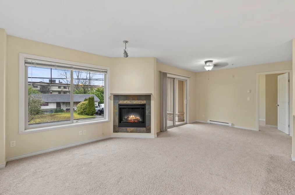 202 32063 MT WADDINGTON AVENUE, Abbotsford BC V2T 2E7, Abbotsford BC — Residential for Sale - Photo 3