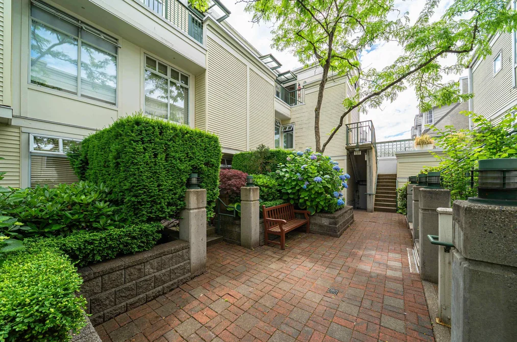 202 3727 W 10TH AVENUE, Vancouver BC V6R 2G5, Vancouver BC — Residential for Sale — Photo 38 of 40