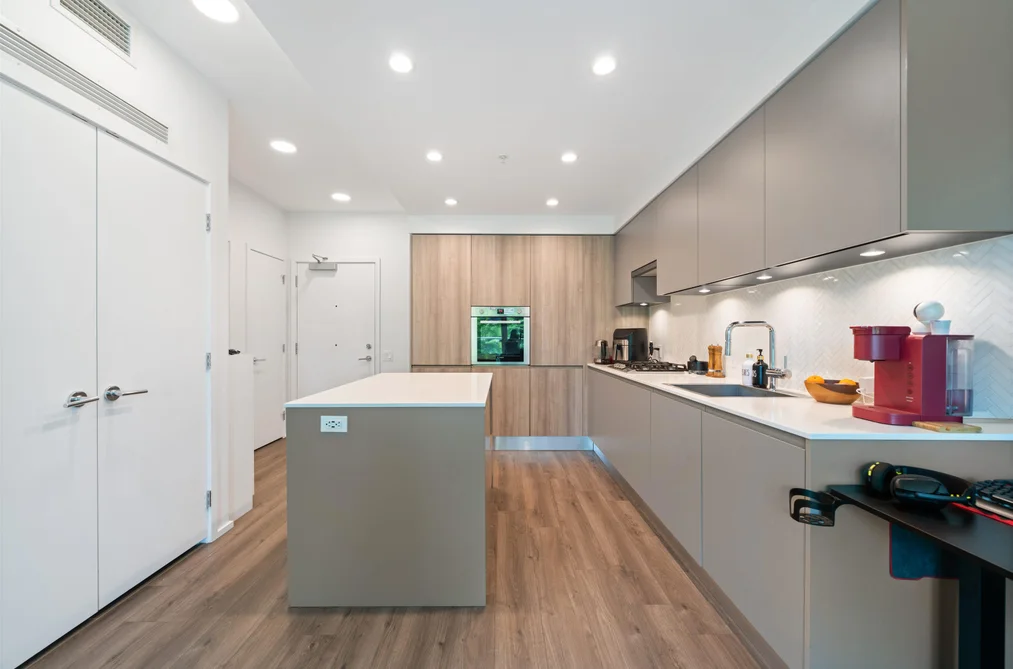 202 3809 EVERGREEN PLACE, Burnaby BC V3J 0M1, Burnaby BC — Residential for Sale - Photo 2