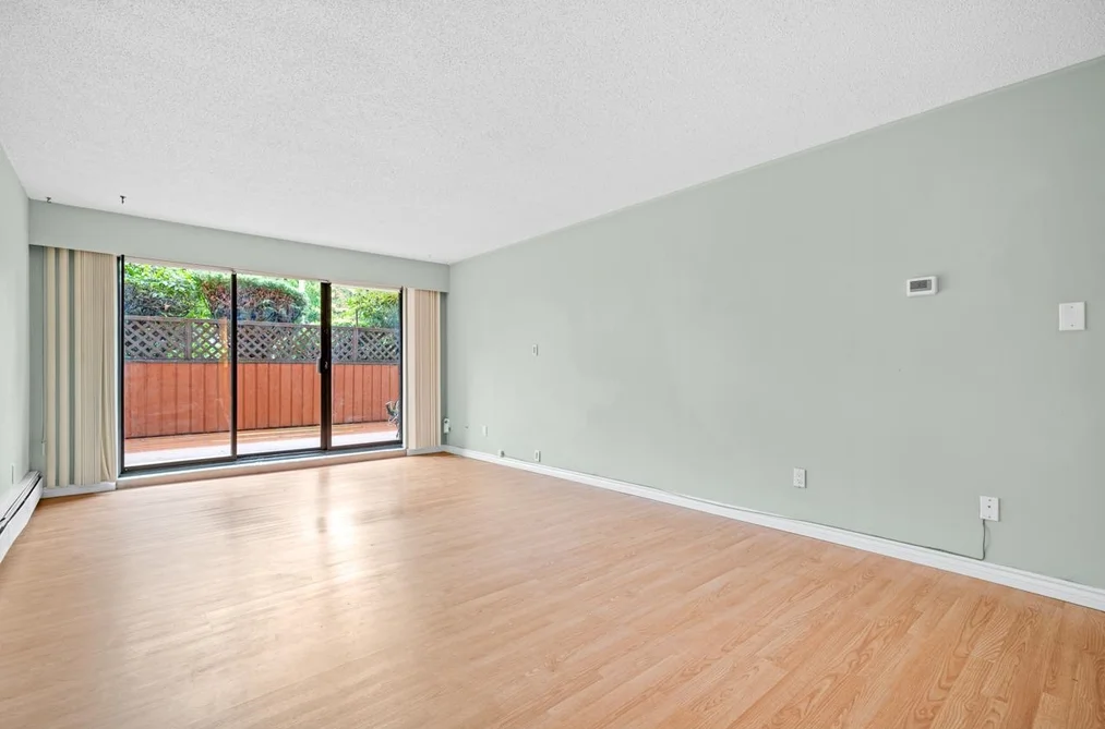 202 410 AGNES STREET, New Westminster BC V3L 1G1, New Westminster BC — Residential for Sale - Photo 2