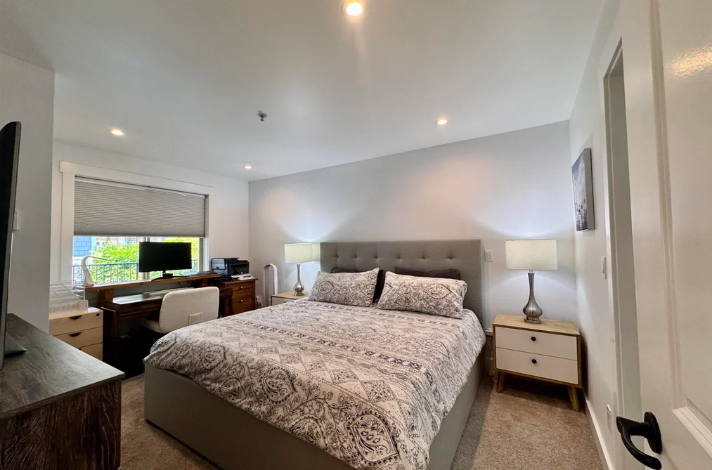 202 414 GOWER POINT ROAD, Gibsons, BC — Residential for Sale — Photo 15 of 25