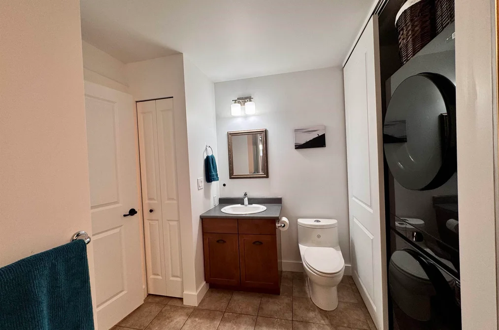 202 414 GOWER POINT ROAD, Gibsons, BC — Residential for Sale — Photo 19 of 25