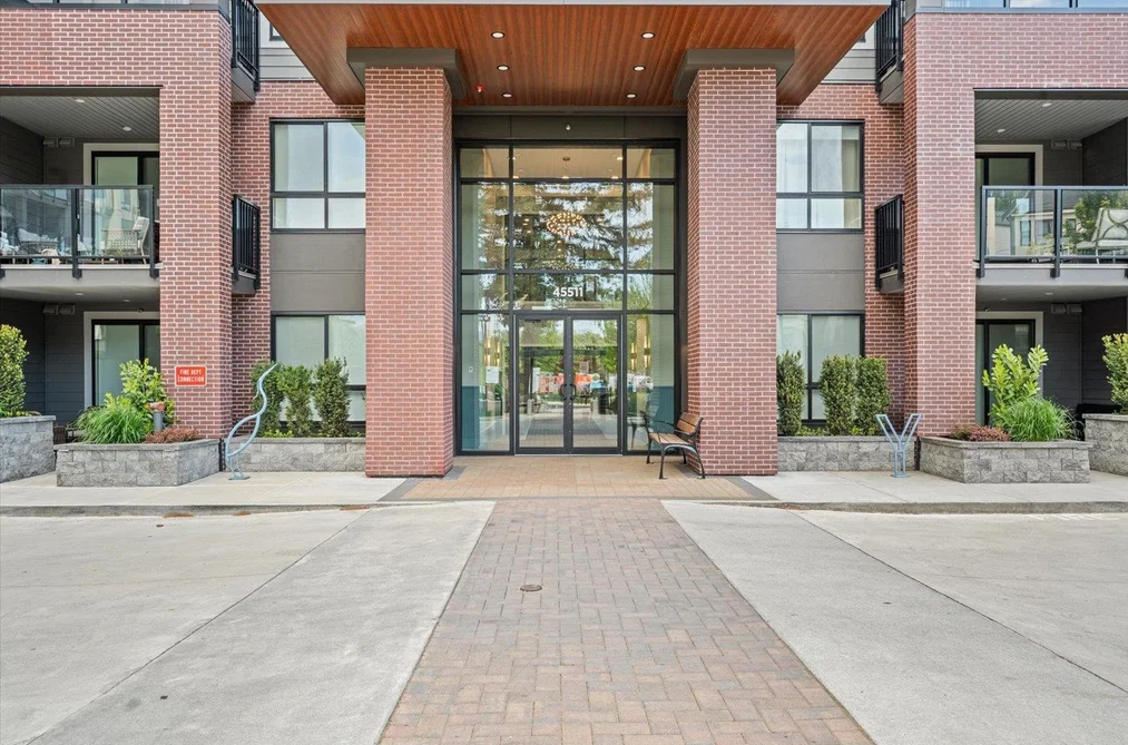 202 45511 CAMPUS DRIVE, Chilliwack BC V2R 6K8, Chilliwack BC — Residential for Sale - Photo 3
