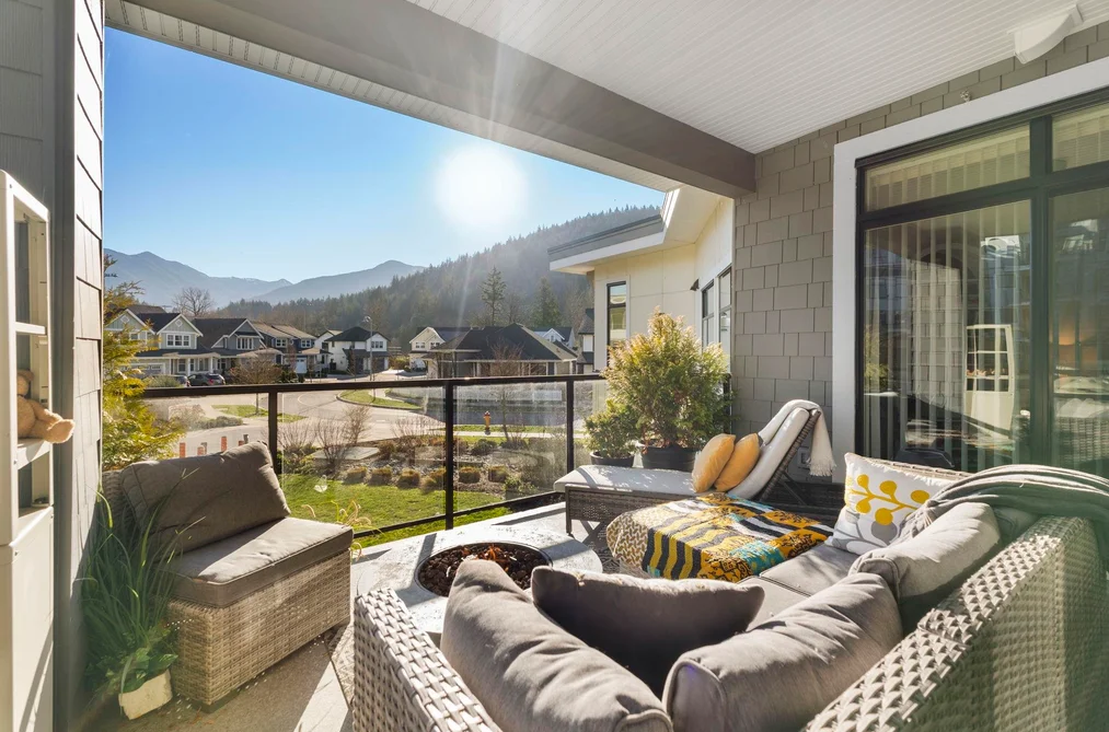 Condo for sale at 202 5384 Tyee Lane Chilliwack British Columbia - MLS: R3125112