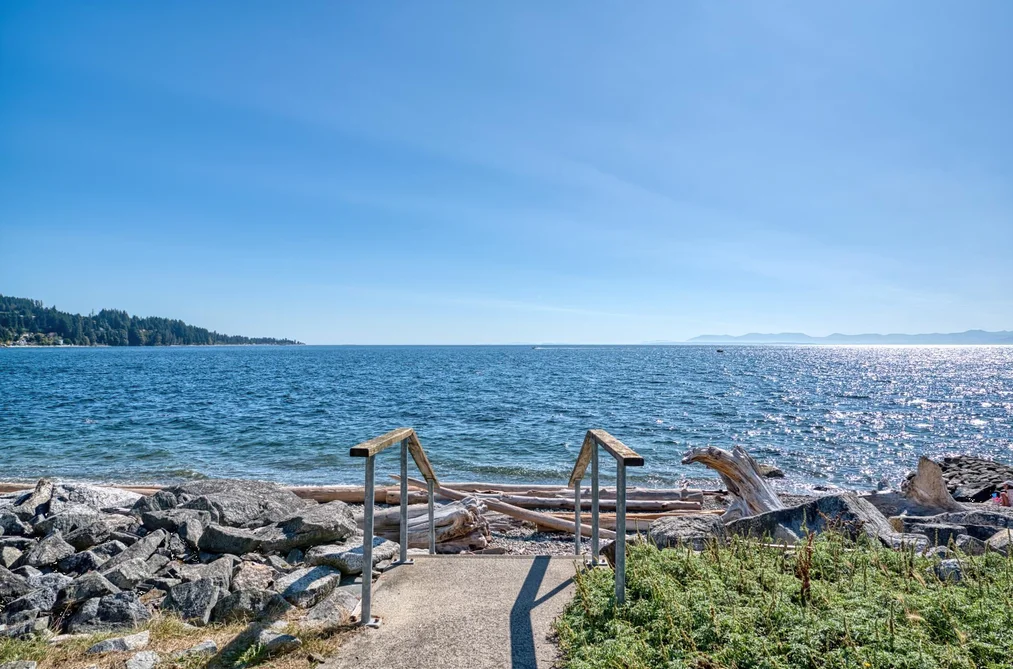 Condo for sale at 202 5470 Inlet Avenue Sechelt British Columbia - MLS: R3167751