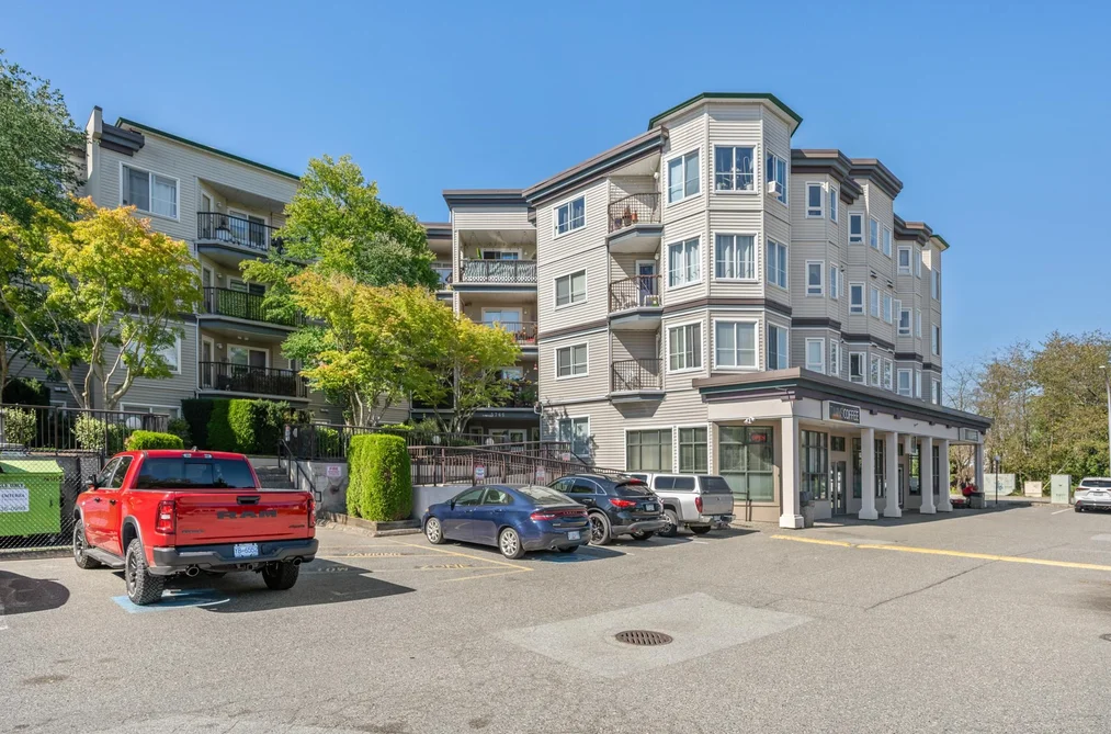 Condo for sale at 202 5765 Glover Road Langley British Columbia - MLS: R3158124